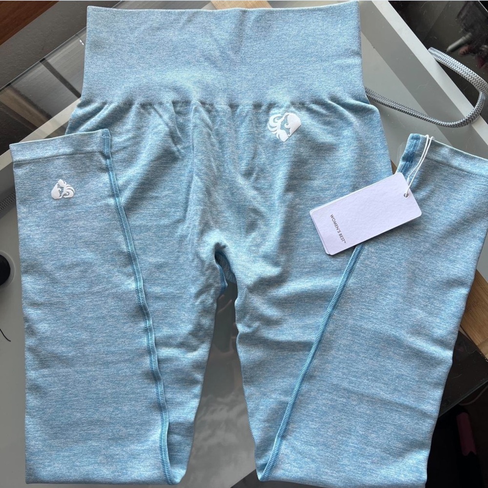 NWT Women’s Best Leggings